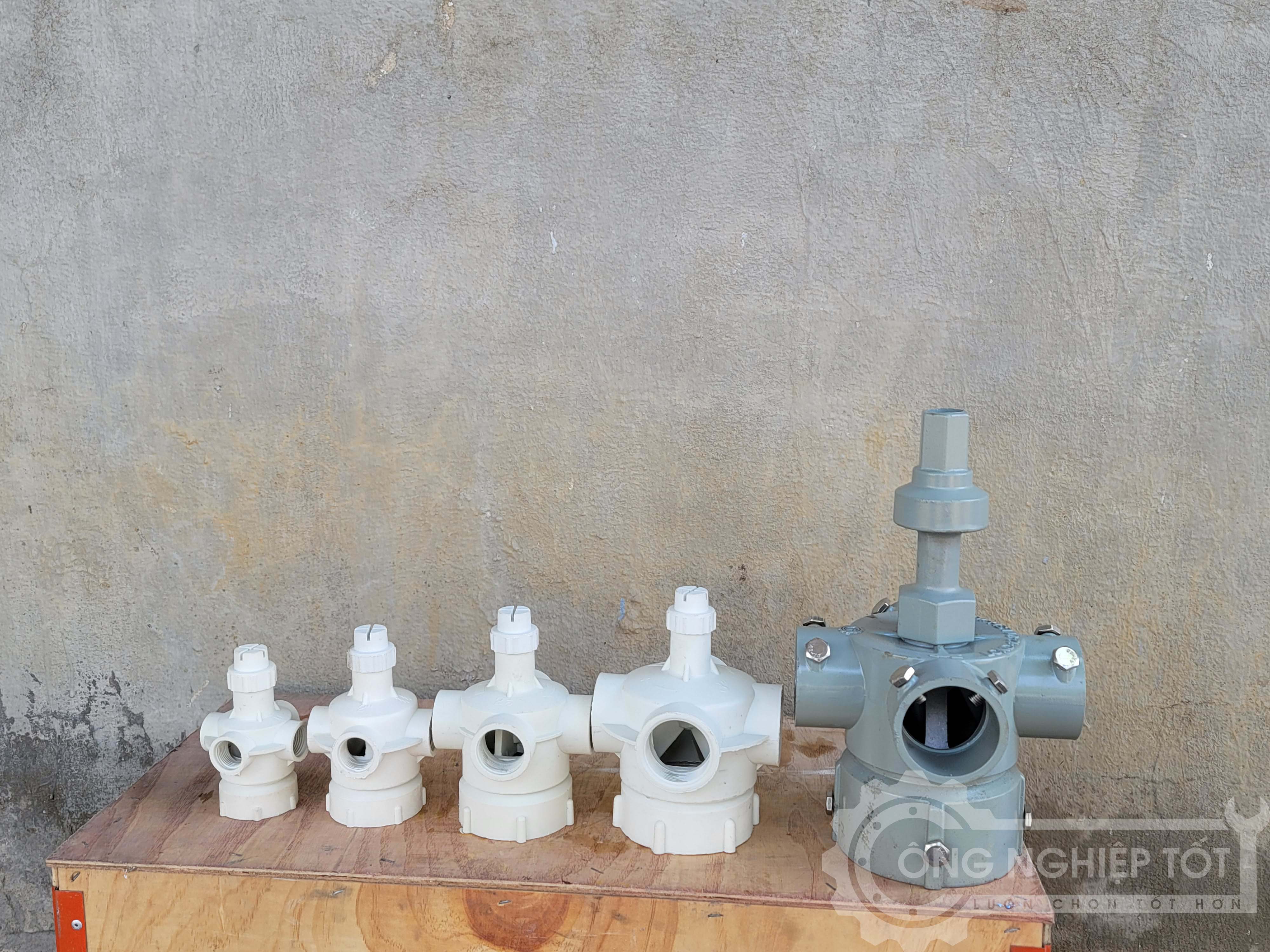 Bộ phun nước 60/27 và các bộ phun nước khác